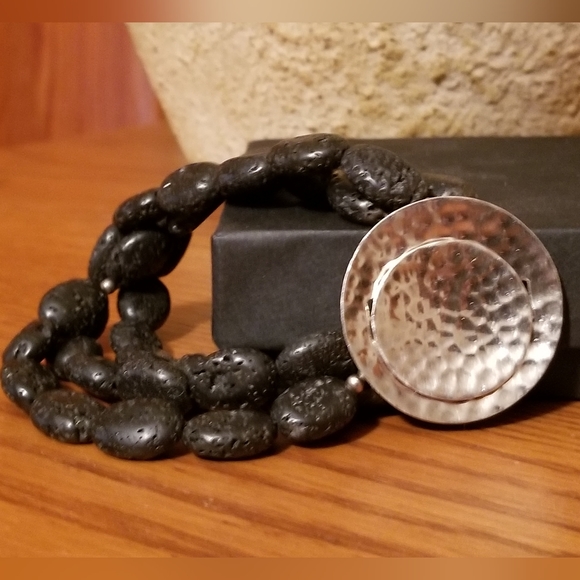 Silpada Sterling Silver & Black Lava Bracelet - Picture 3 of 12